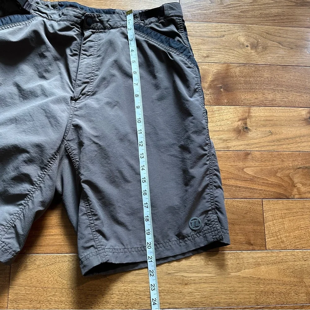 REI Bike Shorts Novara Exposure Double Cycling Shorts Padded Men's Size M